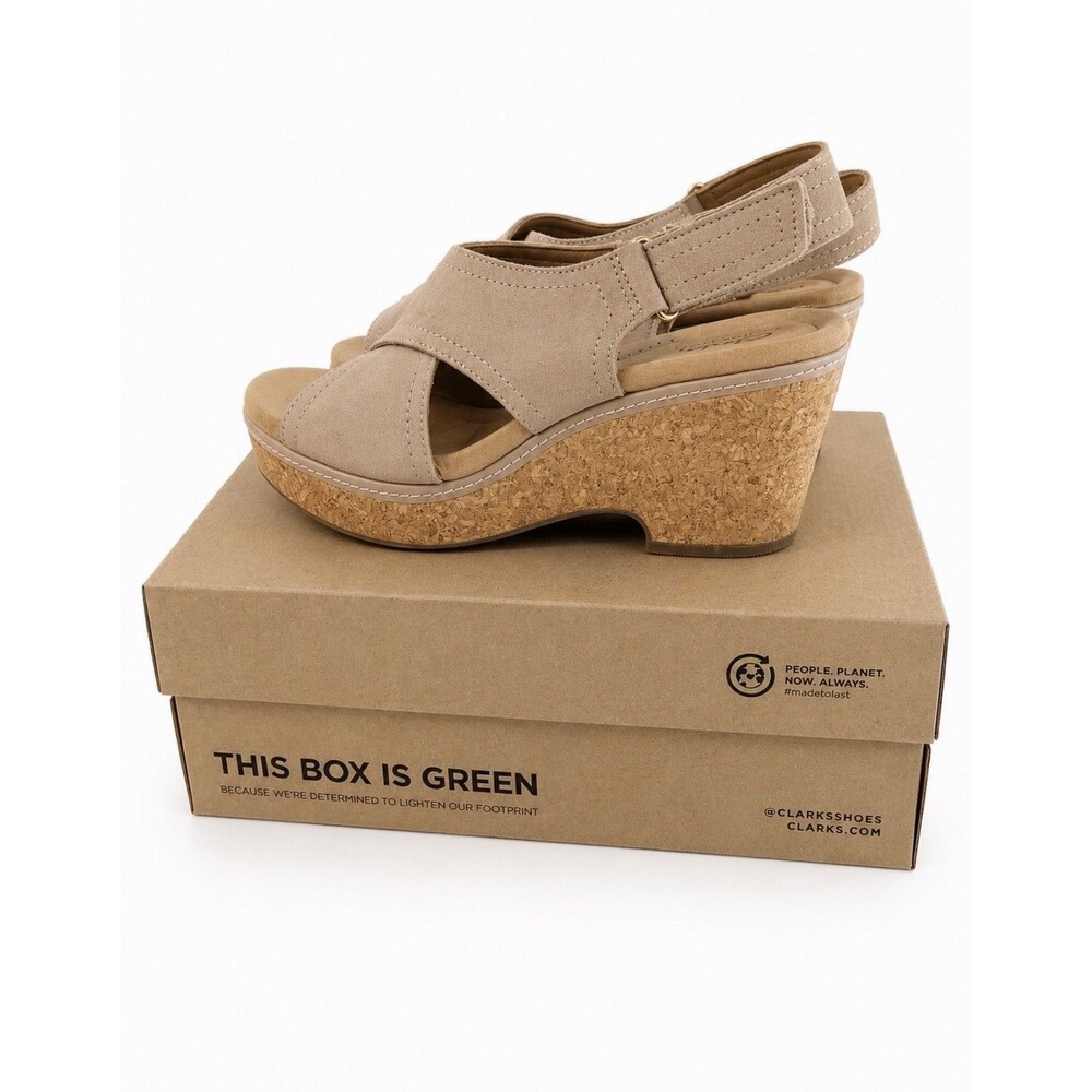 Clarks Giselle Cove Women's Wedge Sandal Heel Sand Sable 58200 Size 10M